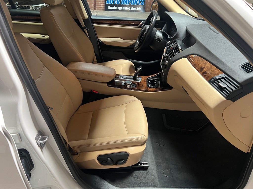 2016 BMW X3 Image 19
