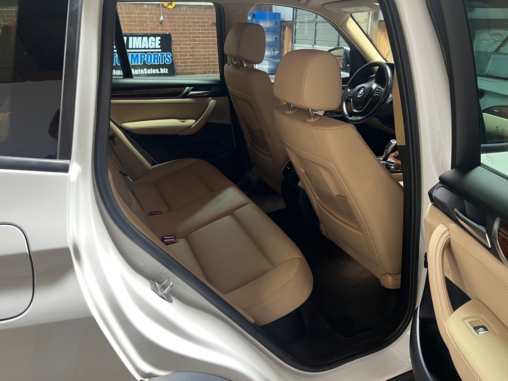 2016 BMW X3 Image 20