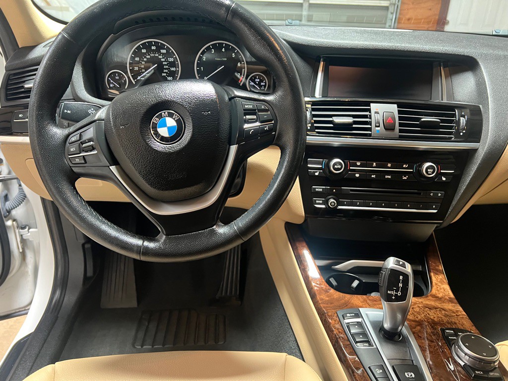 2016 BMW X3 Image 21