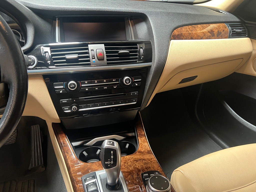 2016 BMW X3 Image 22
