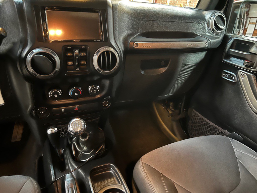 2015 Jeep Wrangler Unlimited Image 22