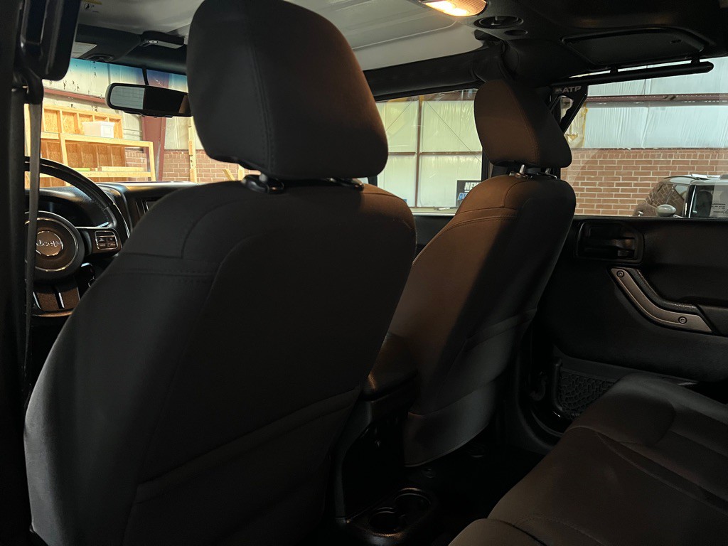 2015 Jeep Wrangler Unlimited Image 31