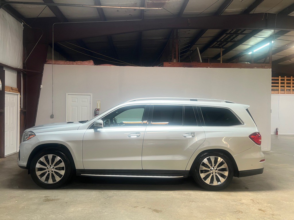 2017 Mercedes-Benz GLS-Class Image 4