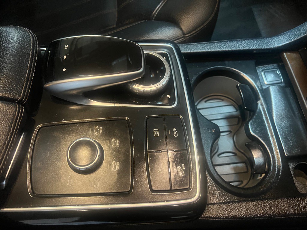 2017 Mercedes-Benz GLS-Class Image 27
