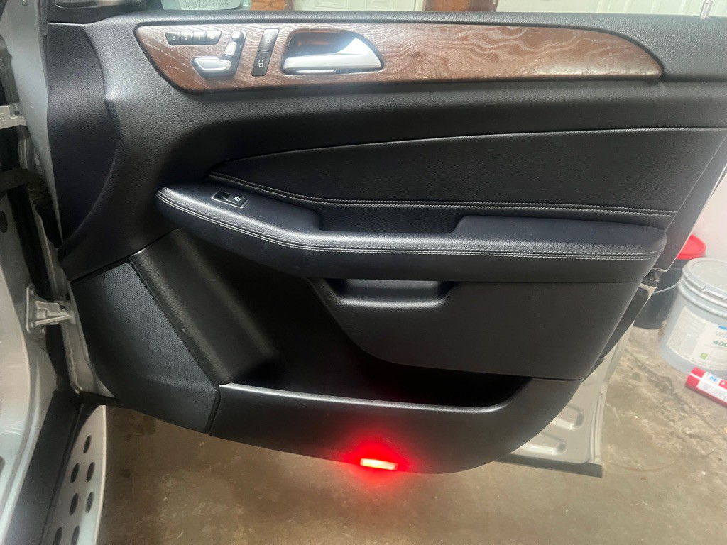 2017 Mercedes-Benz GLS-Class Image 33