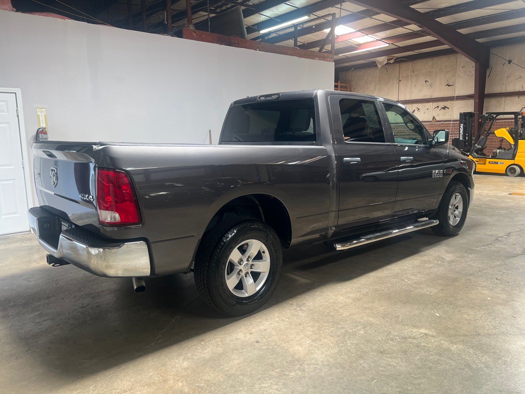 2014 RAM 1500 Image 3