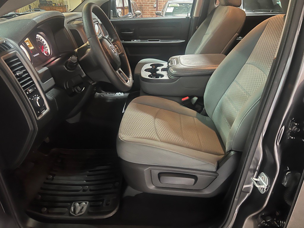 2014 RAM 1500 Image 17