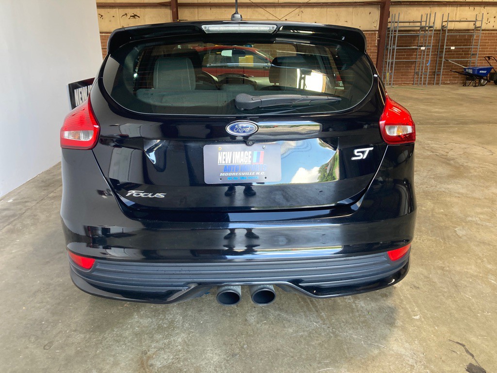 2018 Ford Focus Image 4