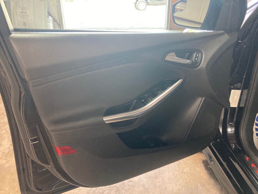 2018 Ford Focus Image 12