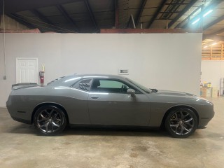 Image for 2018 Dodge Challenger R/T ID: 6709175