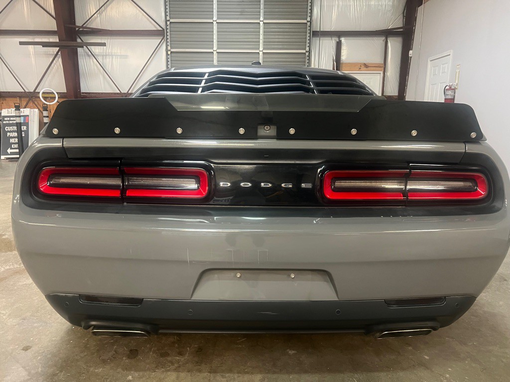 2018 Dodge Challenger Image 5