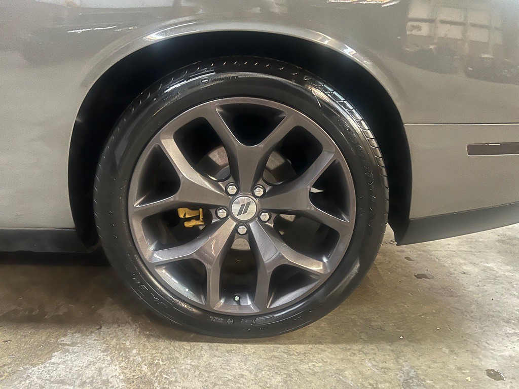 2018 Dodge Challenger Image 8