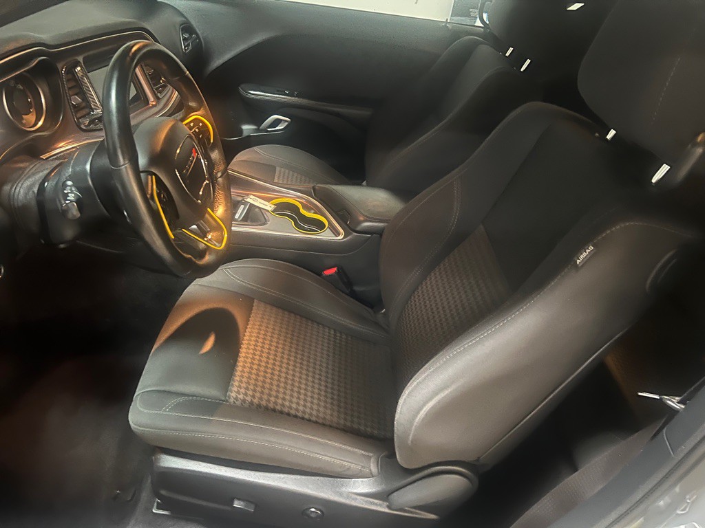 2018 Dodge Challenger Image 9
