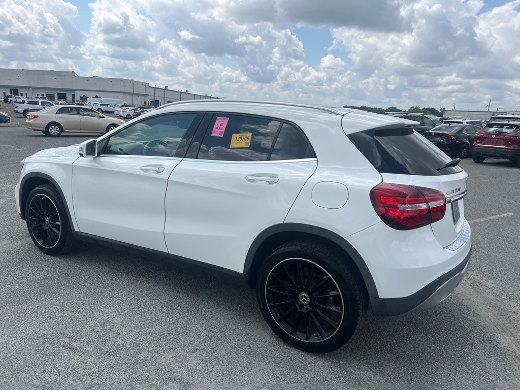 2019 Mercedes-Benz GLA-Class Image 3