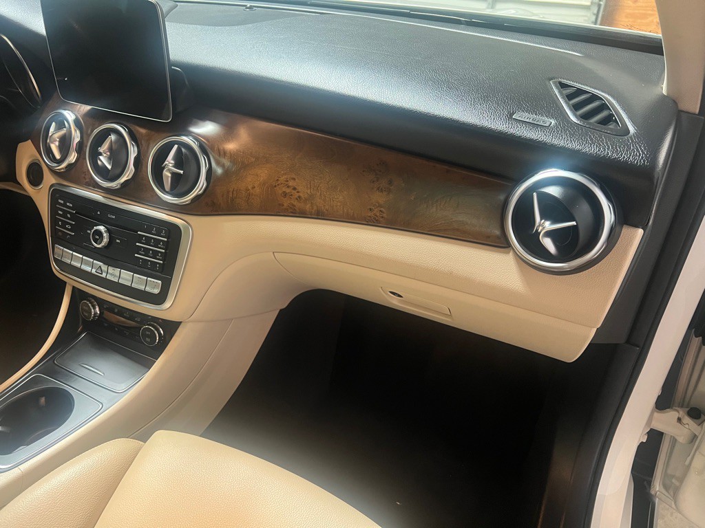 2019 Mercedes-Benz GLA-Class Image 22