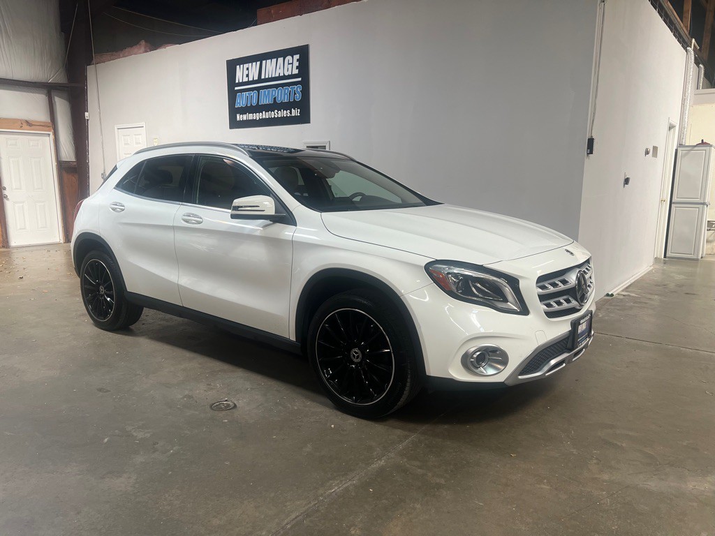 2019 Mercedes-Benz GLA-Class Image 3