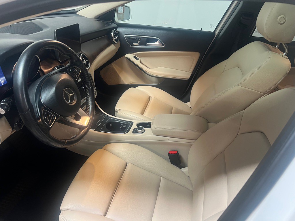 2019 Mercedes-Benz GLA-Class Image 16