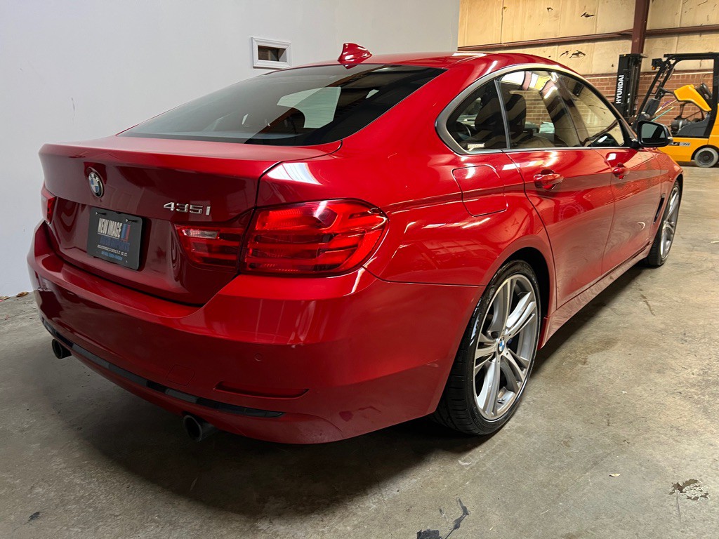 2015 BMW 4 Series Image 9