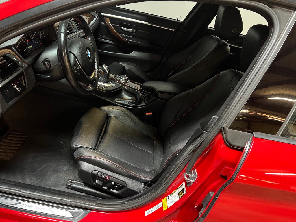 2015 BMW 4 Series Image 17