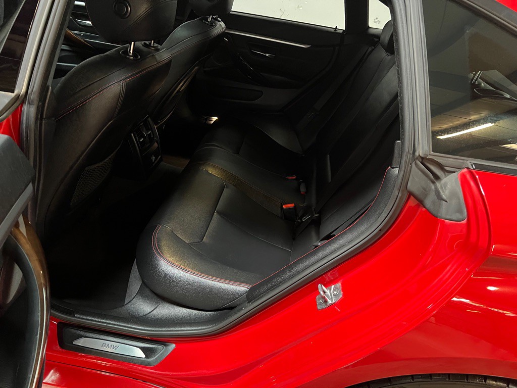 2015 BMW 4 Series Image 22