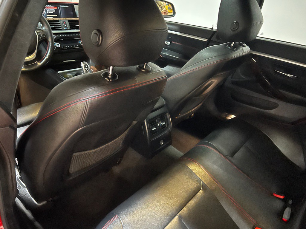 2015 BMW 4 Series Image 26