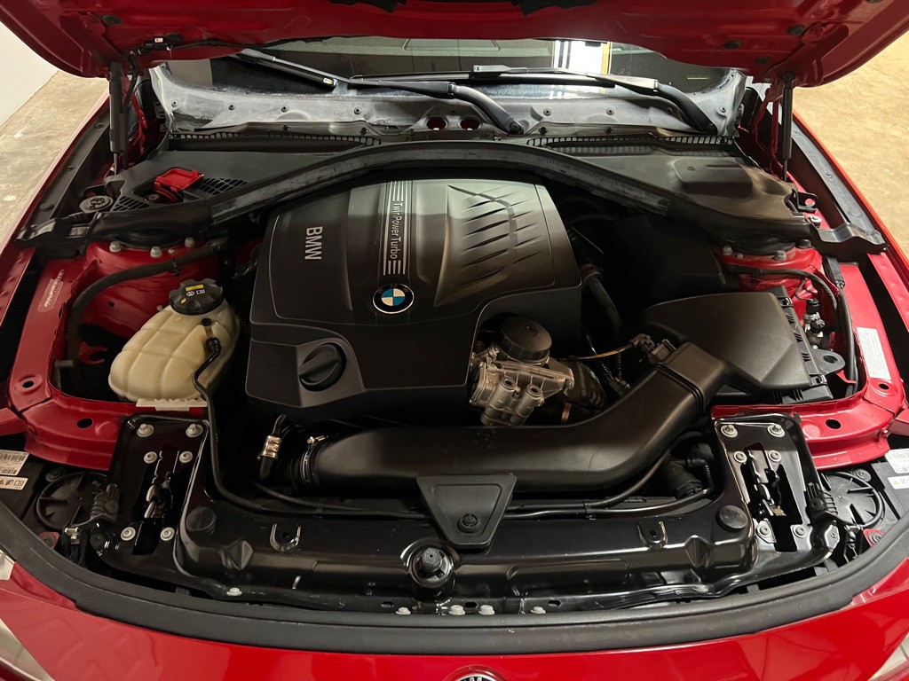2015 BMW 4 Series Image 34