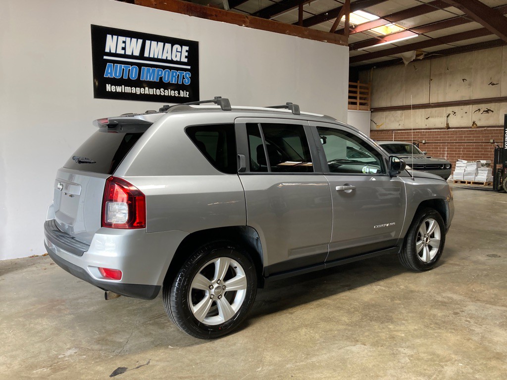 2016 Jeep Compass Image 3