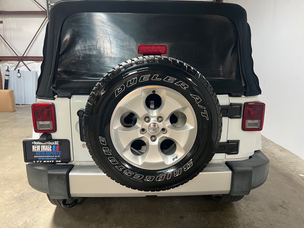 2015 Jeep Wrangler Image 7