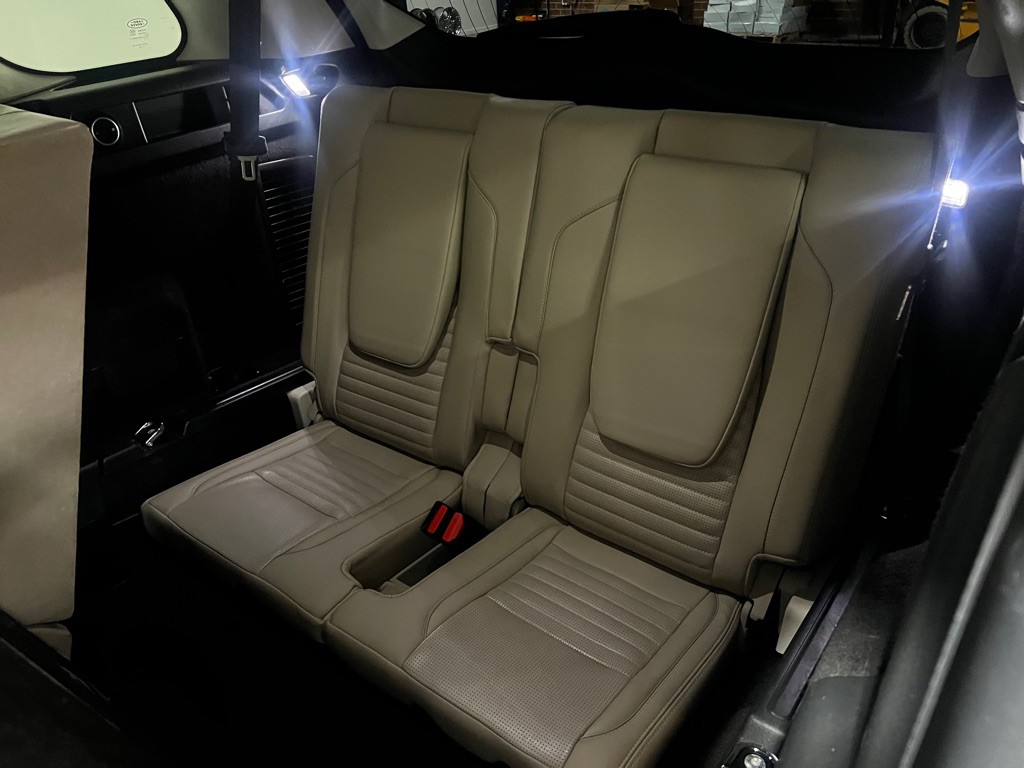 2020 Land Rover Discovery Sport Image 20