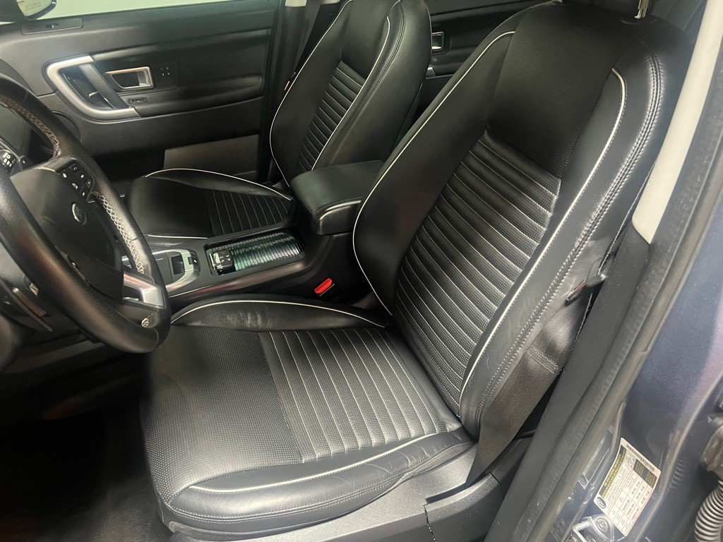 2019 Land Rover Discovery Sport Image 16