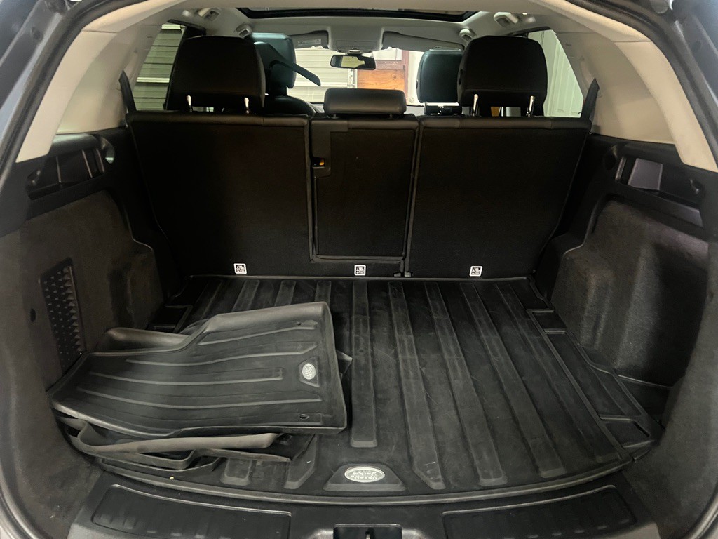 2019 Land Rover Discovery Sport Image 30