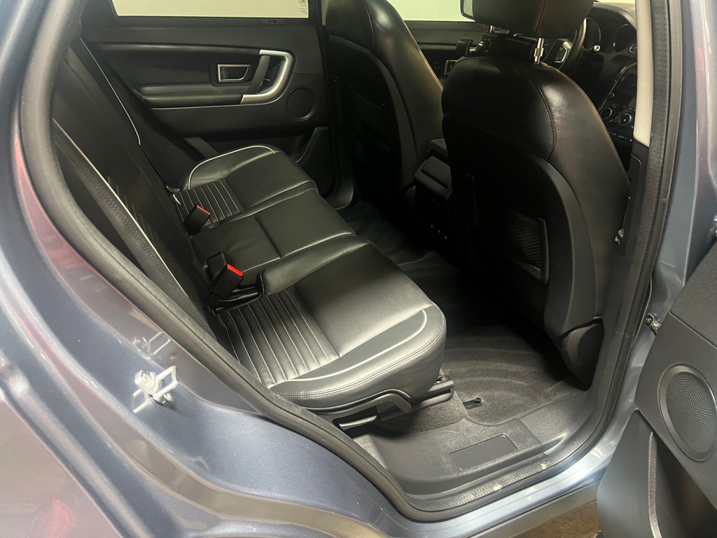 2019 Land Rover Discovery Sport Image 21