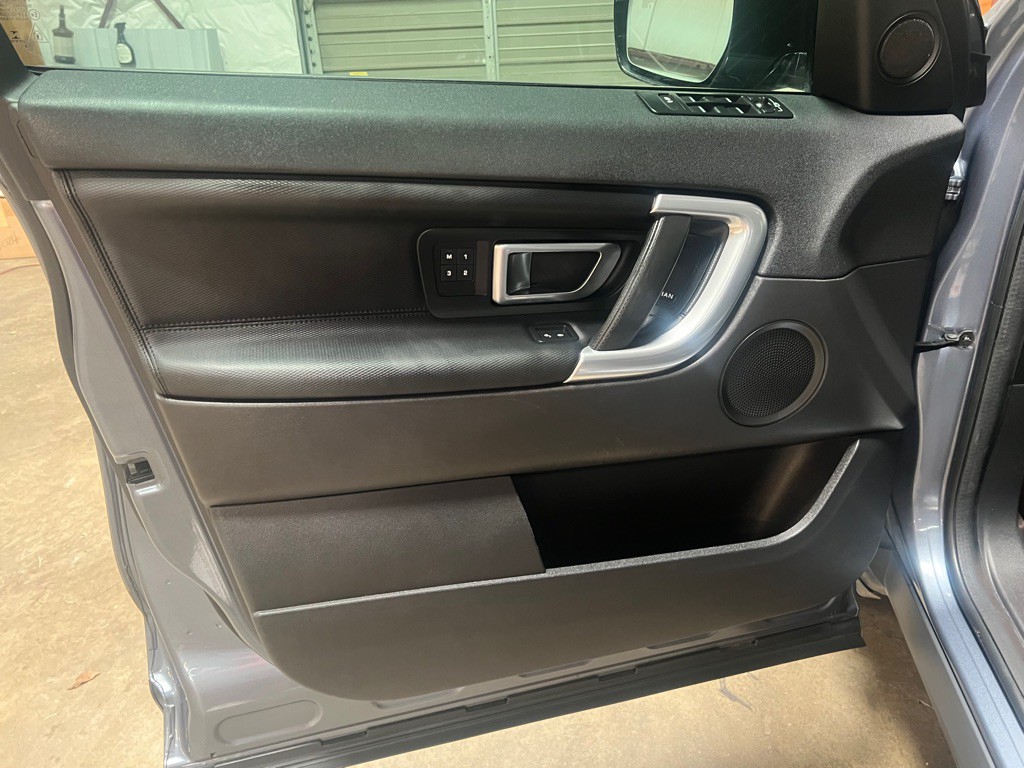 2019 Land Rover Discovery Sport Image 29