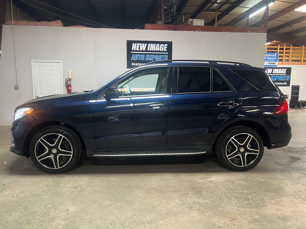 2016 Mercedes-Benz GLE-Class Image 3