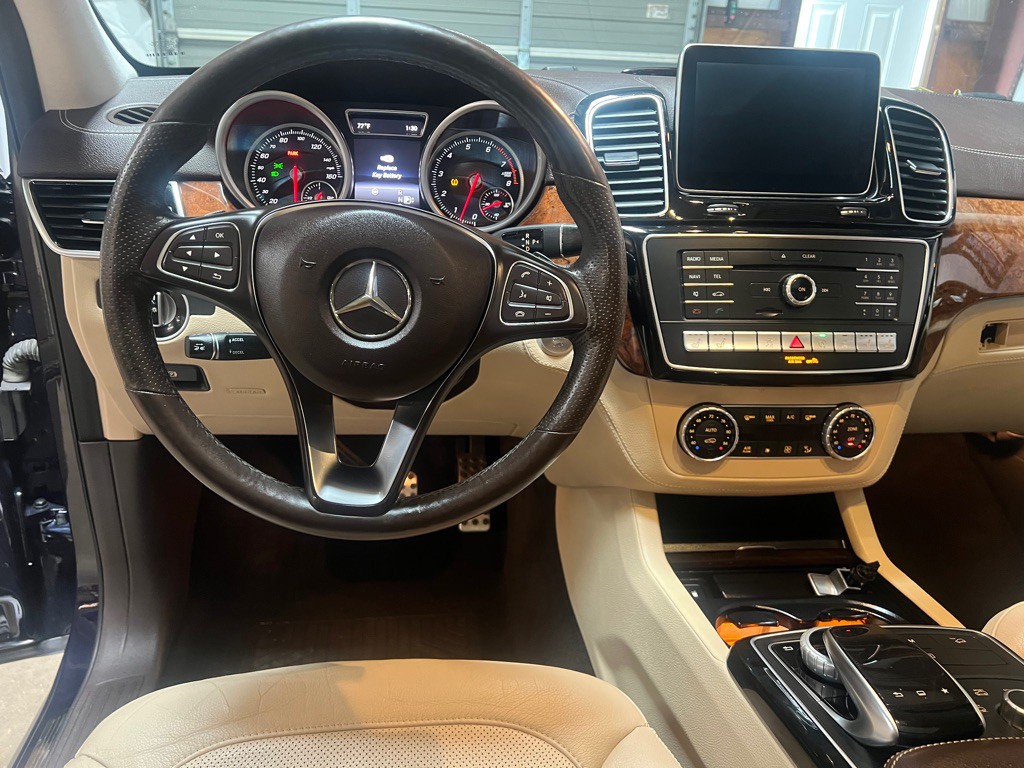 2016 Mercedes-Benz GLE-Class Image 19
