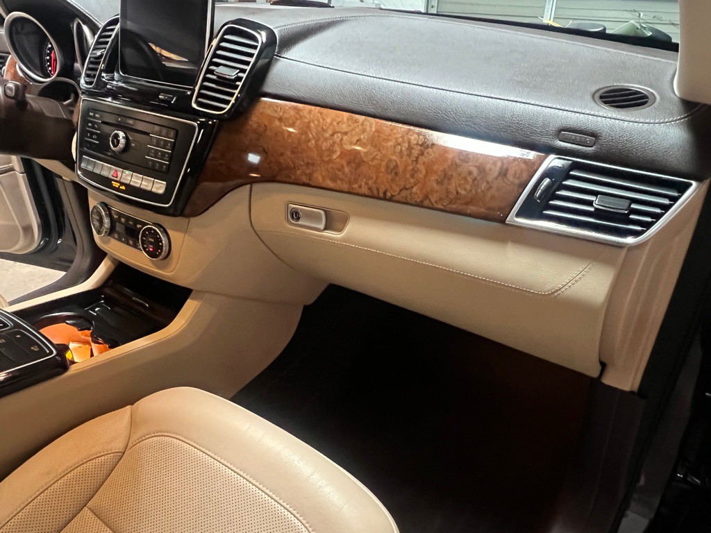 2016 Mercedes-Benz GLE-Class Image 22