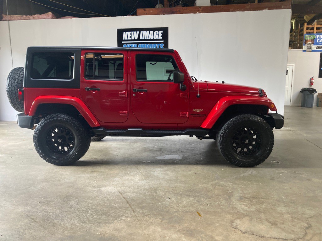 2014 Jeep Wrangler Unlimited Image 1