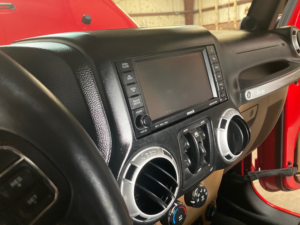 2014 Jeep Wrangler Unlimited Image 21