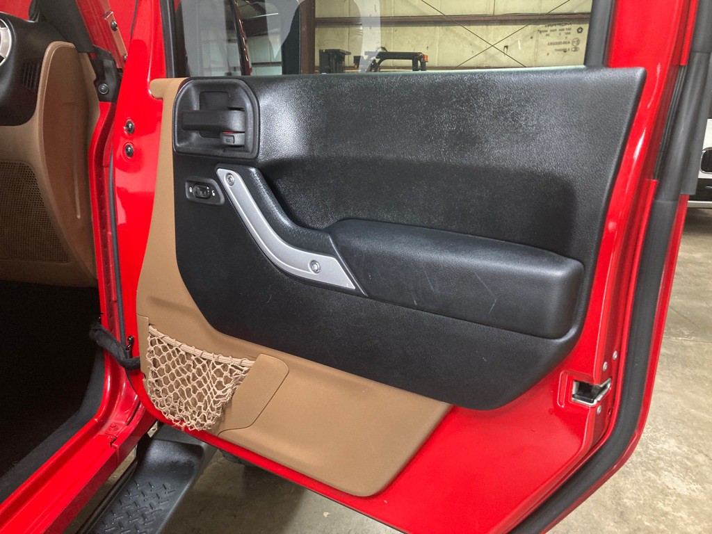 2014 Jeep Wrangler Unlimited Image 30