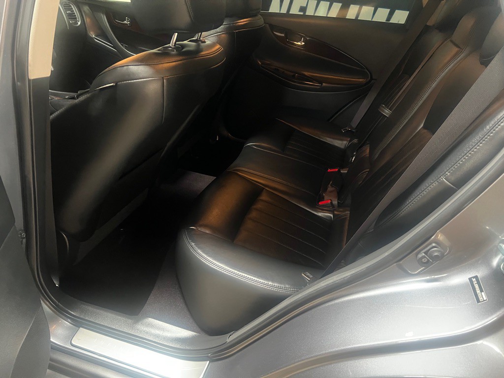 2016 INFINITI QX50 Image 16