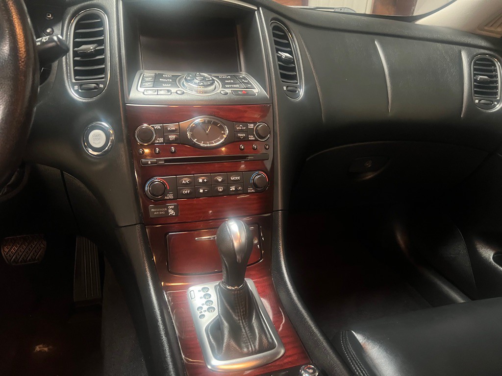 2016 INFINITI QX50 Image 22