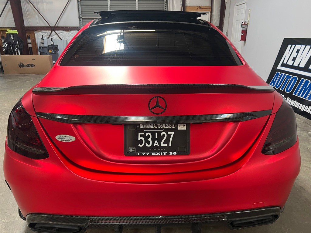 2017 Mercedes-Benz C-Class Image 9