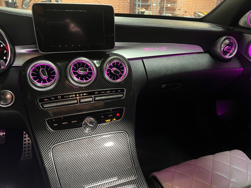 2017 Mercedes-Benz C-Class Image 26