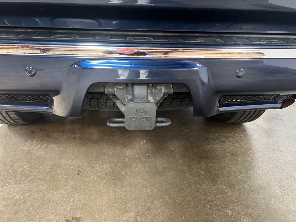 2016 Toyota 4Runner Image 26
