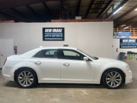 Image for 2019 Chrysler 300 Touring L ID: 6931917