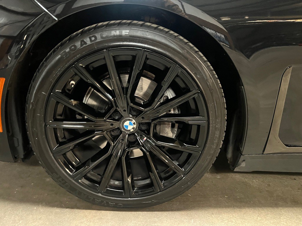 2022 BMW 7 Series Image 14