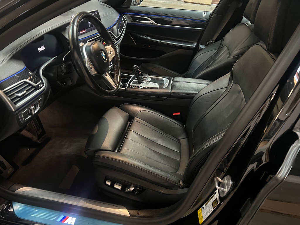 2022 BMW 7 Series Image 16