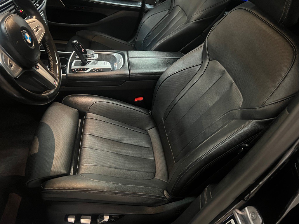 2022 BMW 7 Series Image 17