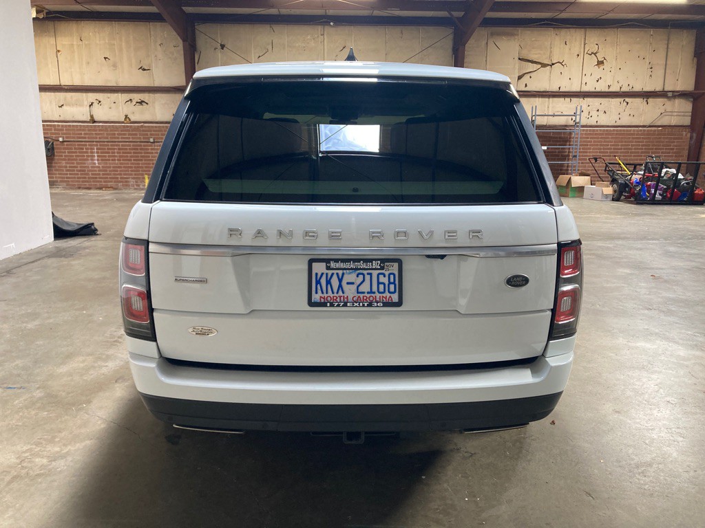 2018 Land Rover Range Rover Image 11