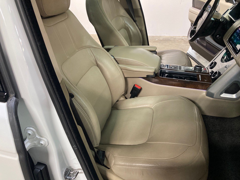 2018 Land Rover Range Rover Image 27